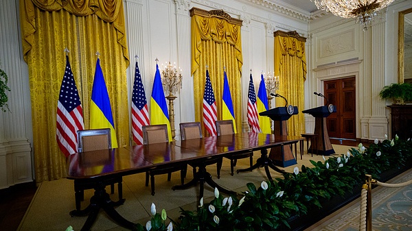 富旺配资 中国与柬埔寨签署产供链经济合作谅解备忘录