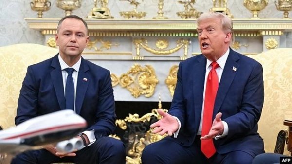 奇点财富 特朗普澄清：美国将不会从波兰撤军，甚至可能增兵